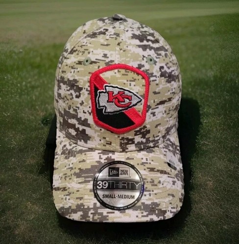 Kansas City Chiefs New Era 2023 Salute To Service 39THIRTY Sombrero Flexible ~ Camuflaje SM/MED - Imagen 9 de 22