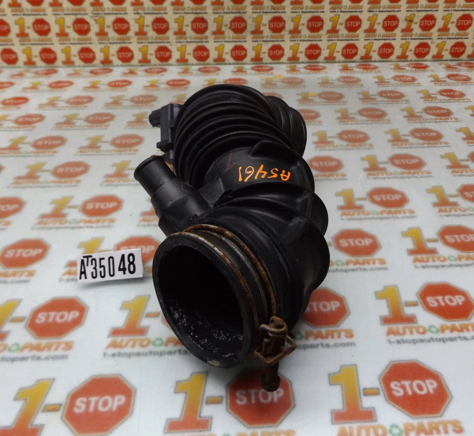 2004-2008 TOYOTA MATRIX AIR CLEANER DUCT TUBE HOSE 17881-0D120 OEM - Image 2 of 4