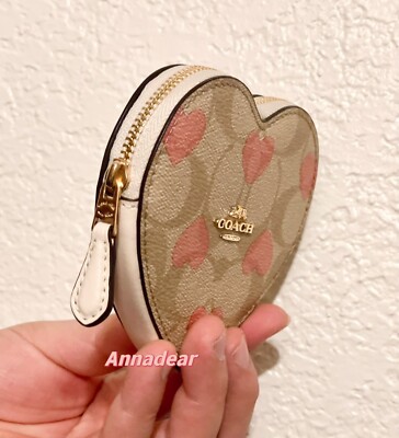 NWT Coach Heart Coin Case In Signature Canvas With Heart Print