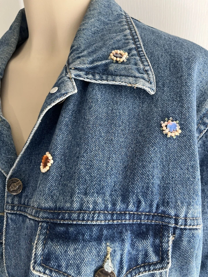 Shaver Lake Women 3x Flower Denim jacket with pearls and gems - Image 4 of 4