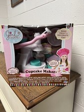 Jakks Pacific Girl Gourmet Cupcake Maker
