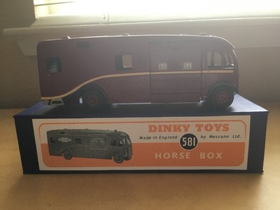 DINKY TOYS VINTAGE AEC MAMMOTH MAJOR MKIII VAN BRITISH RAILWAYS HORSE BOX IN BOX