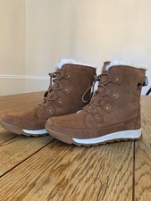 Sorel Youth Whitney II Joan Lace Boot Size 5, Brown Suede Waterproof Winter Boot