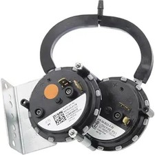 GOODMAN 0130F00573 Furnace Air Pressure Switch -0.60/-0.70 - OEM - Safety Device