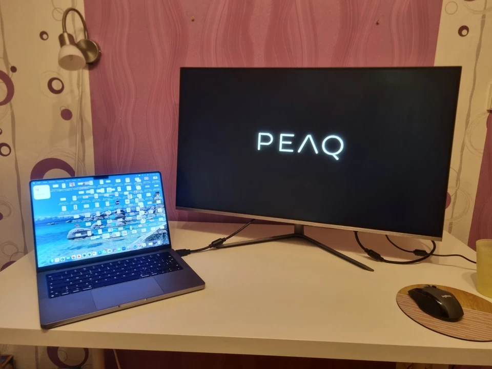 Top Zustand – PEAQ PMO S321-IQSC, 32" WQHD Slim Monitor