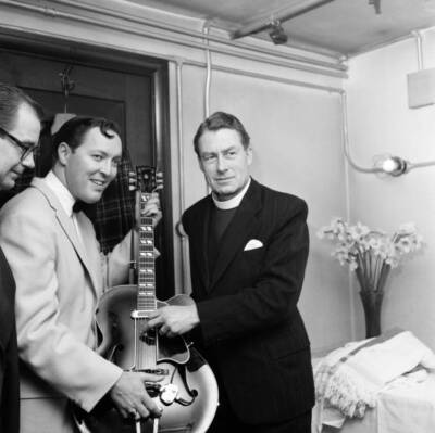 Bill Haley on his first visit to England seen here with the - 1957 Old Photo