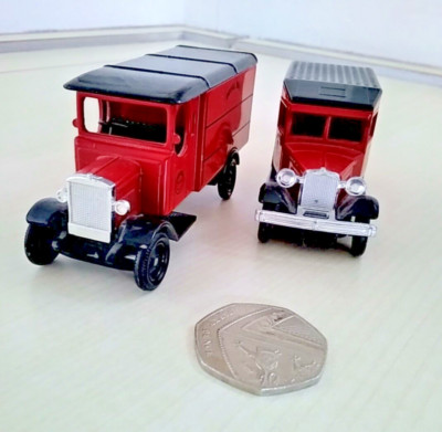 ZWEI LLEDO WERBUNG / DAYS GONE ROYAL POST VANS LOSE 148