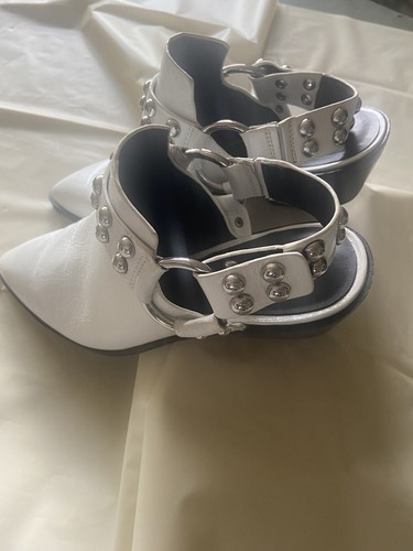 Womens White Rebecca Minkoff Korlyn Studded Glossed Leather Mules- Size 7.5 - Picture 2 of 7