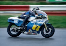 Barry Sheene Riding His Suzuki Rg500 Motorcycle 1983 Old Photo