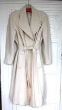 Speziale Per Una-cream 83%alpaca 17%wool Cream Coat. Size: 20