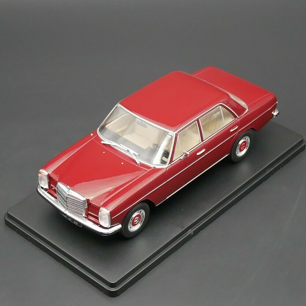1/24 メルセデス 200D W115（カスタム品） 1/24 メルセデス 200D W115（カスタム品）