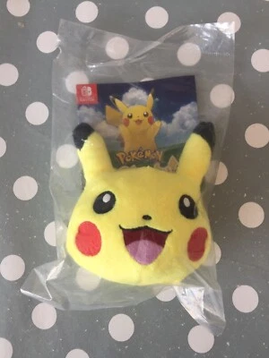Pokemon Let’s Go Pikachu Plush Keyring - official Nintendo - new and sealed - image 1 of 2