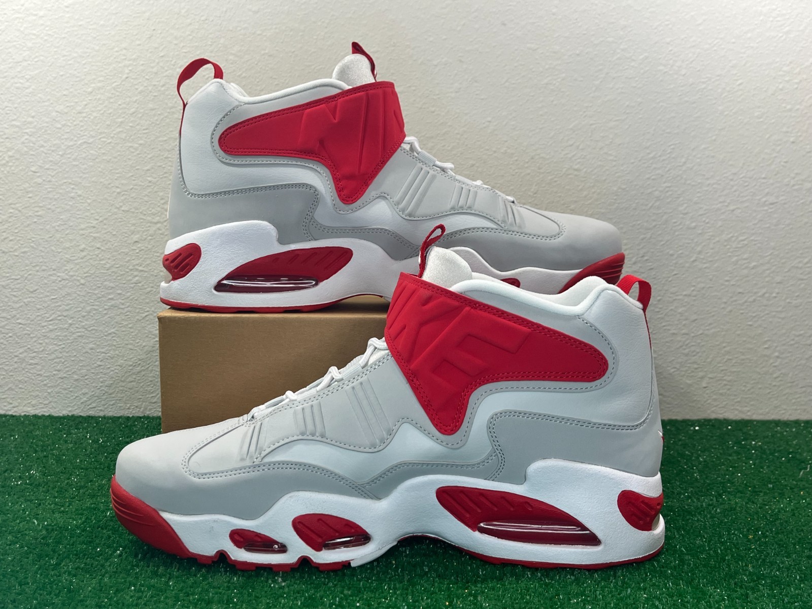 Sz 14 Men - Nike Air Griffey Max 1 Cincinnati Reds Grey Red Shoes RARE FD0760 image 2