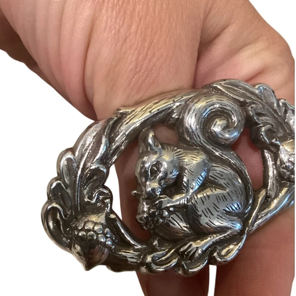 Talbots Womens Alligator Leather Belt M Medium Black Silver Squirrel Raccoon Art - Image 2 of 4