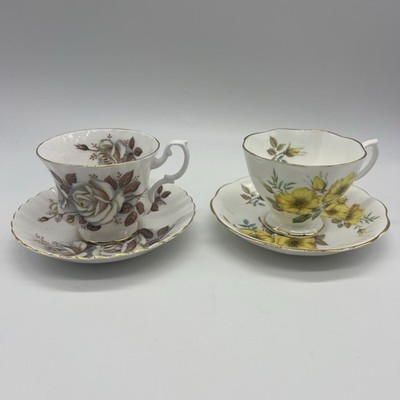 Vintage ROYAL ALBERT Bone China England FRIENDSHIP PRIMROSE Cup Saucer set 2