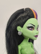 Monster High Casta Fierce Replacement Earring...