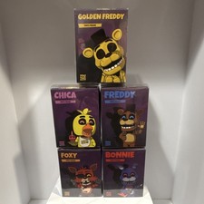 Juego de figuras Youtooz Five Nights at Freddy's Golden Freddy, Freddy, Chica, Bonnie