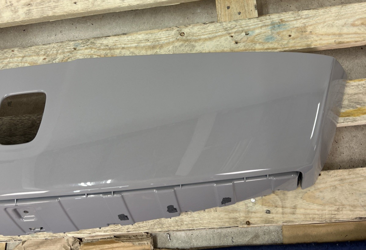 Rolls-Royce Cullinan RR31 Upper Grille Cover 8497322-07 2020-2026 OEM