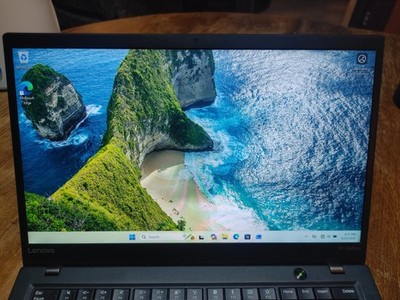 Lenovo ThinkPad X1 Carbon 5th Gen Laptop i5-7200U / 8GB RAM