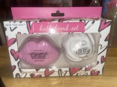 Skip The Spa Bath Bomb Set New In Box Brightening And Hydrating Lips And Rose