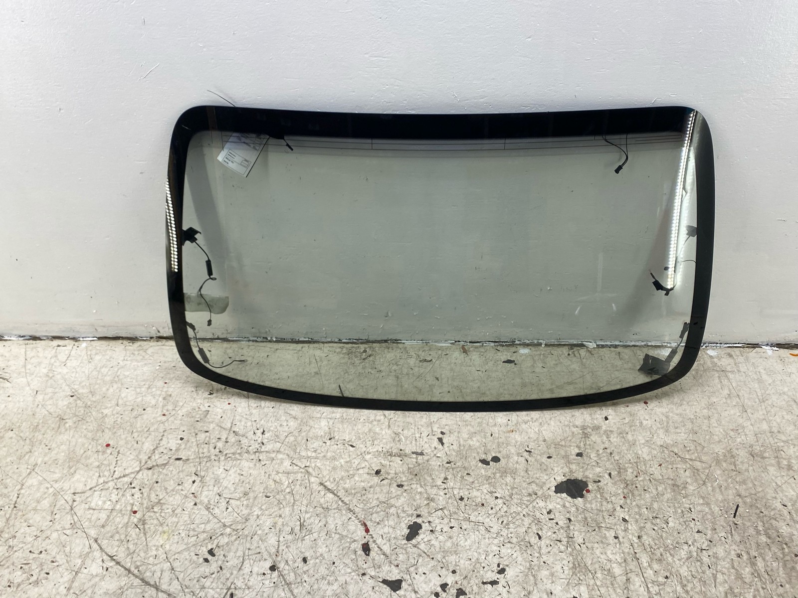 2010-2020 BENTLEY MULSANNE OEM REAR WINDSHIELD GLASS PANEL