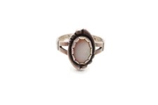 Vintage Sterling Silver 925 Mother Of Pearl Ring Size 4.75