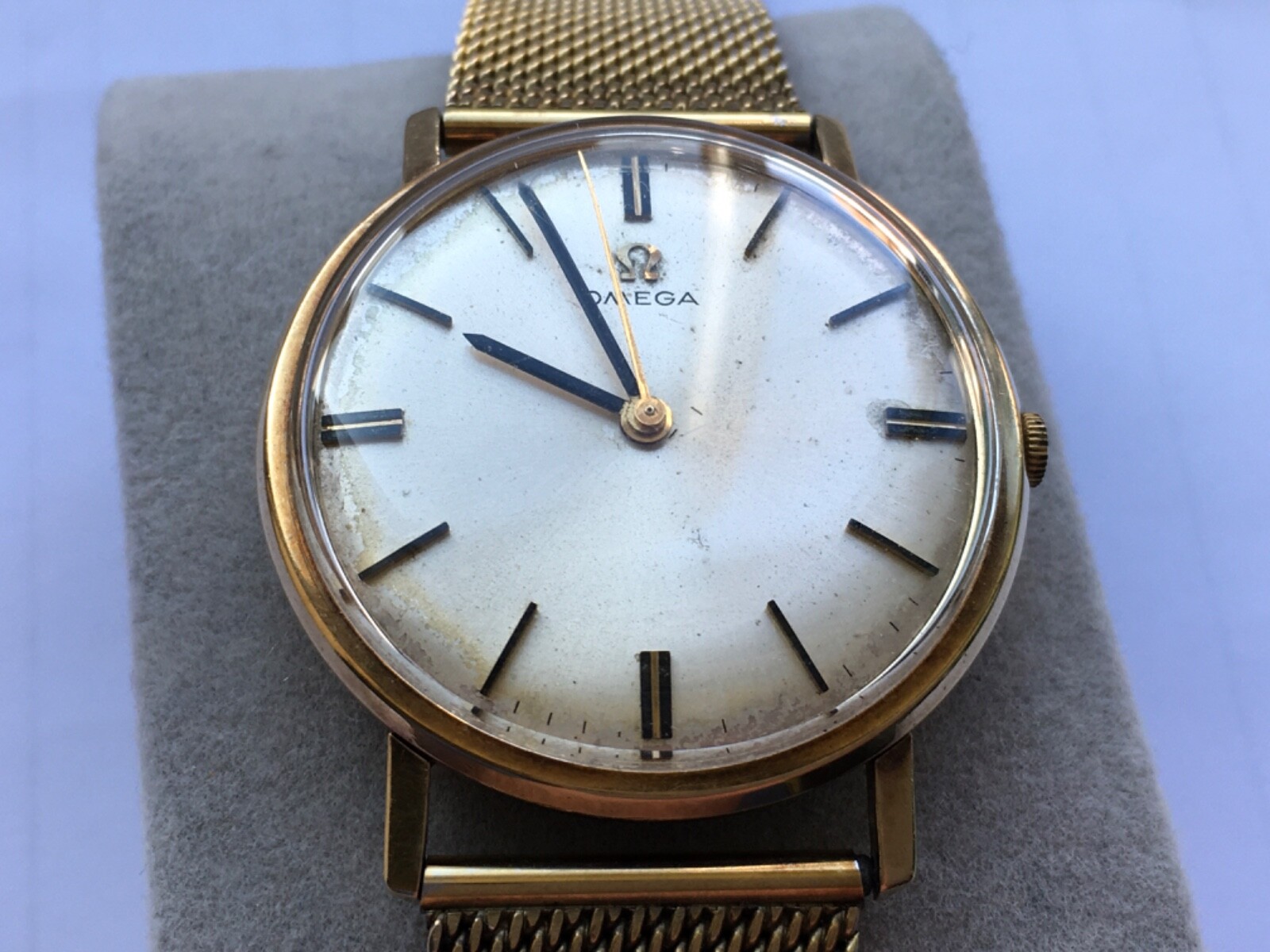 Omega Men's Vintage 9ct Gold Omega Manual Wind Wrist Watch 375 Gold