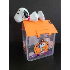 Snoopy on Doghouse W/Orange Roof 13 35