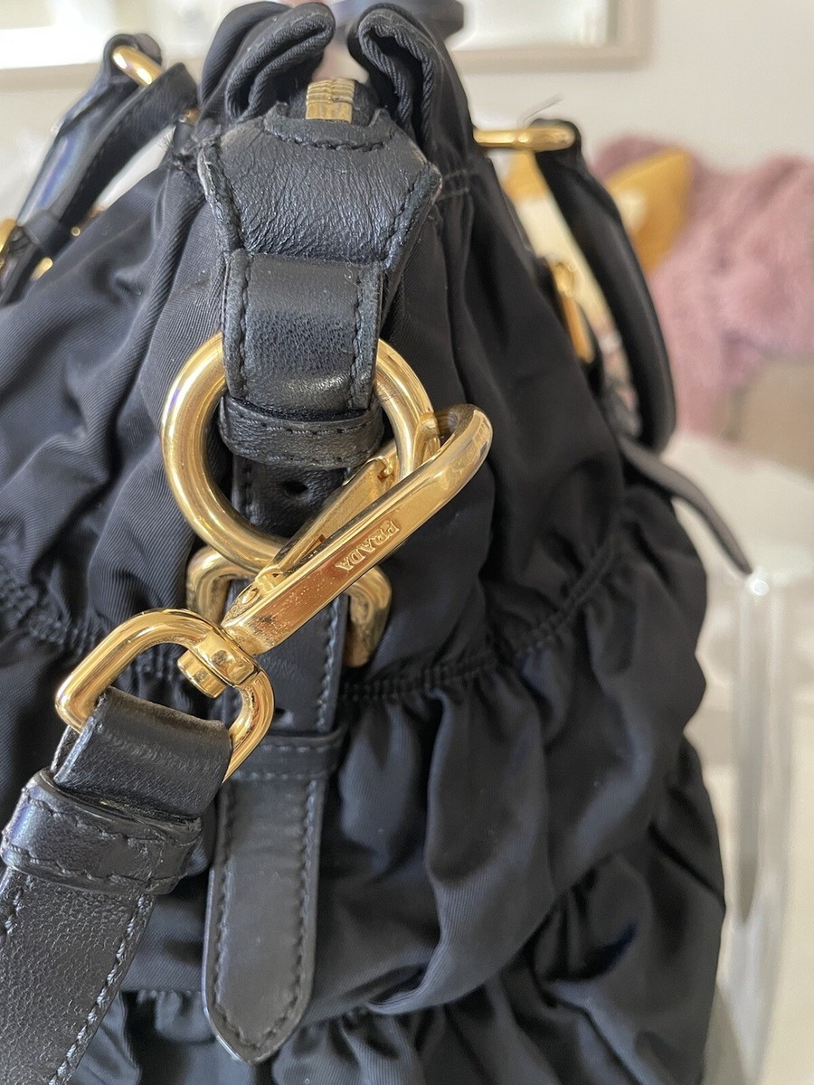 Authentic PRADA Tessuto Tote Gaufre 2Way Nylon Satchel Bag Authentic PRADA Tessuto Tote Gaufre 2Way Nylon Satchel Bag
