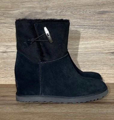 ugg classic femme toggle wedge boot