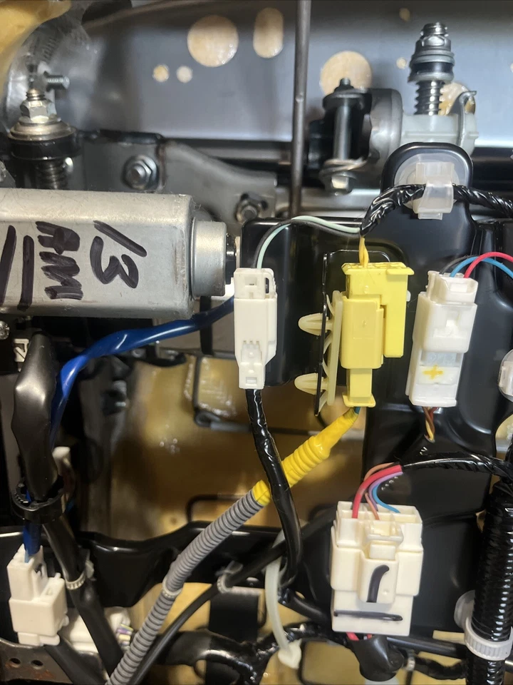 2010 13 Infiniti G37X AWD Sedan RH Side Seat Black Color Works Good - Image 4 of 4