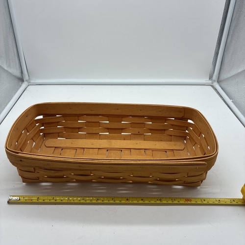 Set of 2 Longaberger Bread Baskets 14 1/2 X 7 3/4 X 4 Inches Dated 1996 & 1999 - Picture 16 of 18