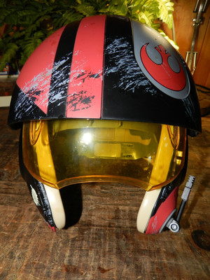 Disney Parks Star Wars Galaxy's Edge Black Poe X-Wing Pilot Helmet W/Sounds