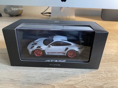 Porsche 911 GT3 RS (Typ 992) - Maßstab: 1:43 - Spark/MINIMAX - Eisgrau metallic