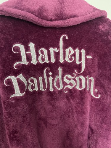 Harley Davidson Women’s Robe Large Wine Silver Letters Fleece Soft - Picture 2 of 14