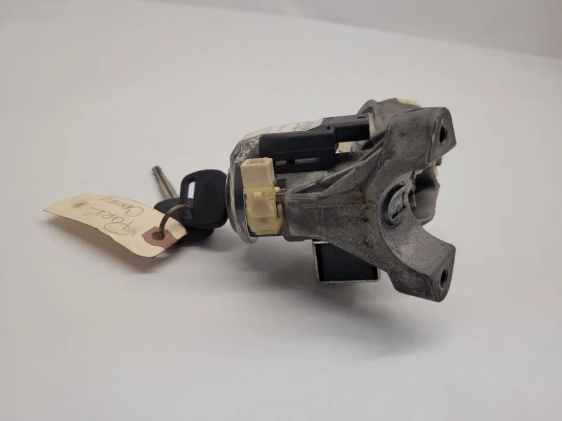 2007-2019 TOYOTA TUNDRA Ignition Switch Conventional Ignition 8445071010 - Image 2 of 4