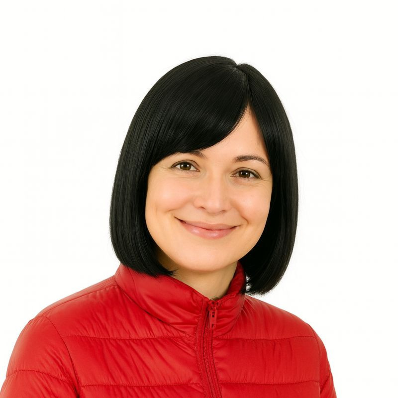 Perruque femme courte brun foncé idéale pour le bureau