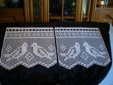 2 x Häkelgardine in weiß**Vogelpärchen  * Handarbeit**gehäkelte Gardinen31x35