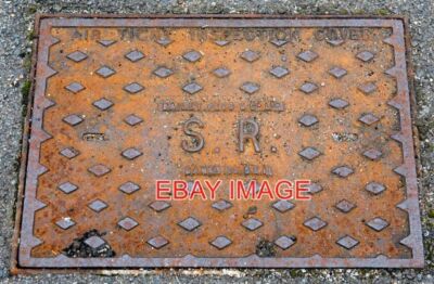 PHOTO  SR ACCESS COVER CHATHAM STATION (2) A SOUTHERN RAILWAY BAILEY PECO & CO L