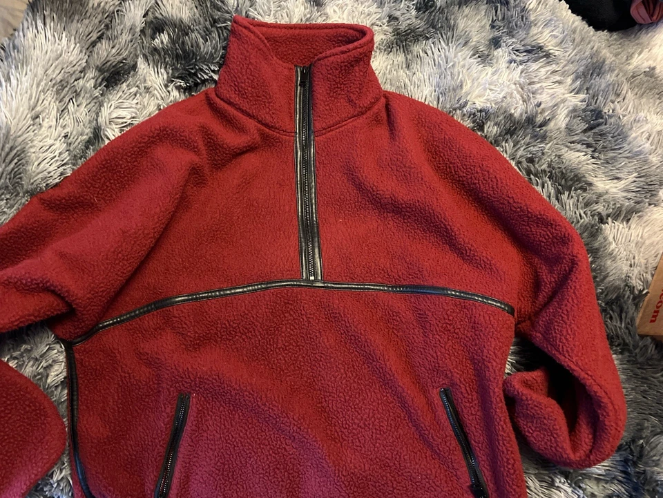 Raro* Pullover Lamarque Helsa Media Cremallera Talla L Syrah con detalles de cuero negro Foto 2 de 4