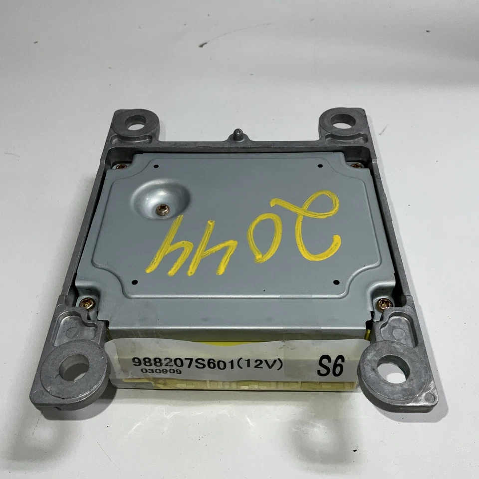 Nissan Pathfinder Armada SE 2004 ✦ Módulo de control de retención 988207S601 OEM N1-1 Foto 2 de 4