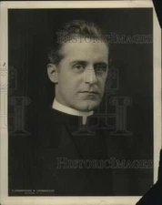 1923 Press Photo Father W.J Fimm - nec23895