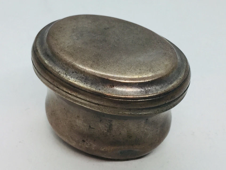Antigua caja alemana de vinagreta de plata de ley del siglo XVIII Foto 2 de 4