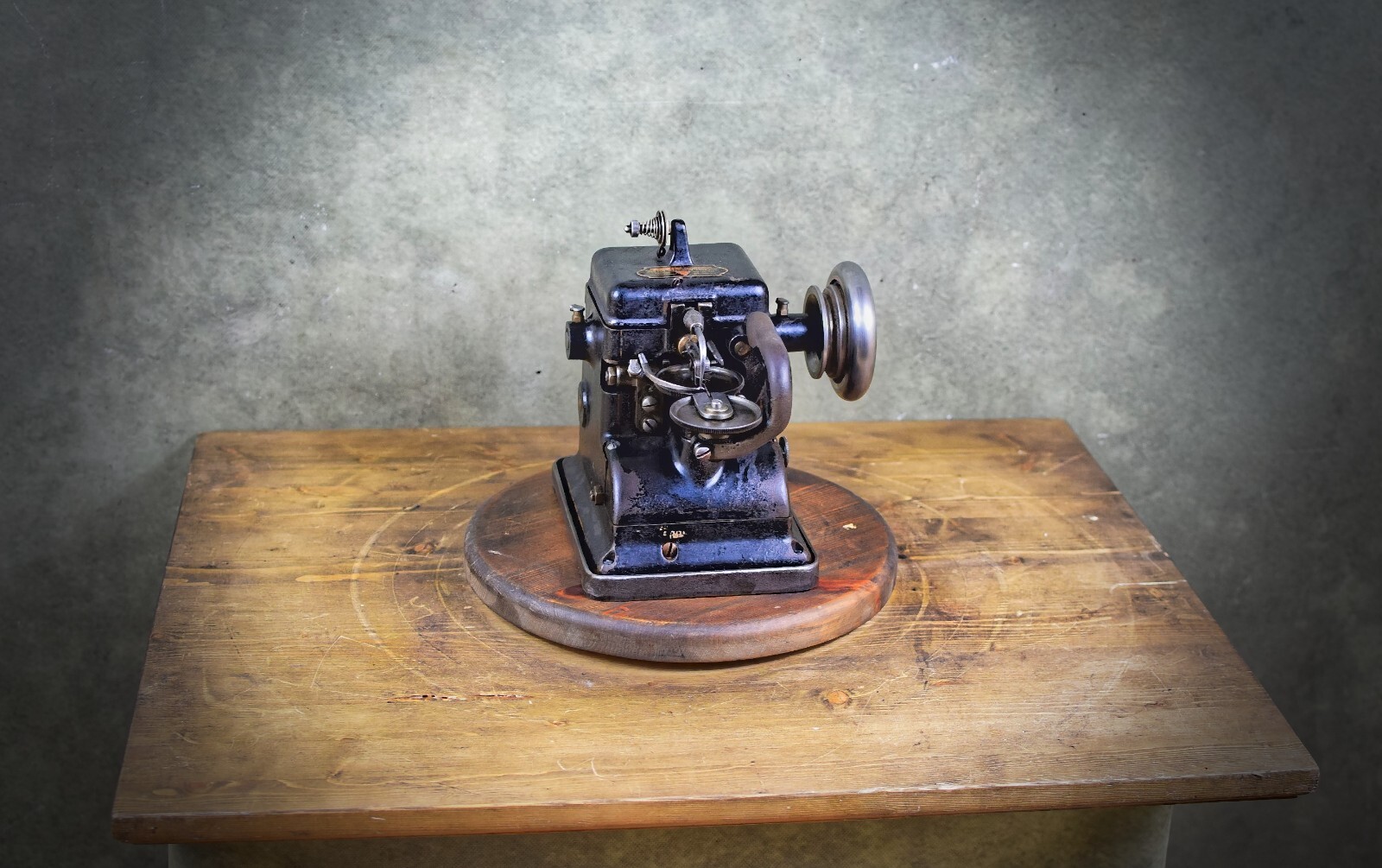 Bonis B Heavy Sewing Machine Fur Pelt Stitcher Leather Overlock Not