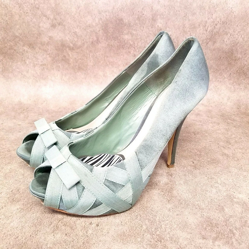 Tacones Zara para mujer talla 9,5 US 40EU verdes sin cordones punta abierta de 4,5" Foto 3 de 4