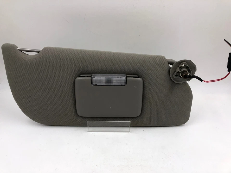 Parasol para pasajeros Pontiac Montana 2005-2009 gris iluminado OEM D01B23066 Foto 2 de 4