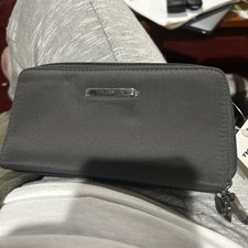 NWT The Limited Fabric Black Wallet/Purse zipper credit card pen