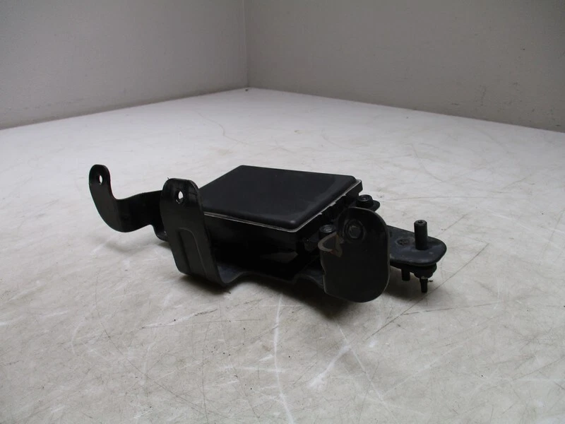 Unidad de radar de crucero adaptable delantero Kia Niro 2017-2018 OEM Foto 3 de 4