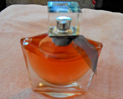 La Vie Est Belle by Lancome, 1.7 oz Full Size L'EDP Spray for Women