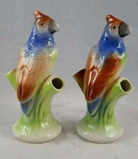 2 Vntg Czechoslovakia Art Pottery Flower Frogs Cockatoo Parrot Red Dime Stamp